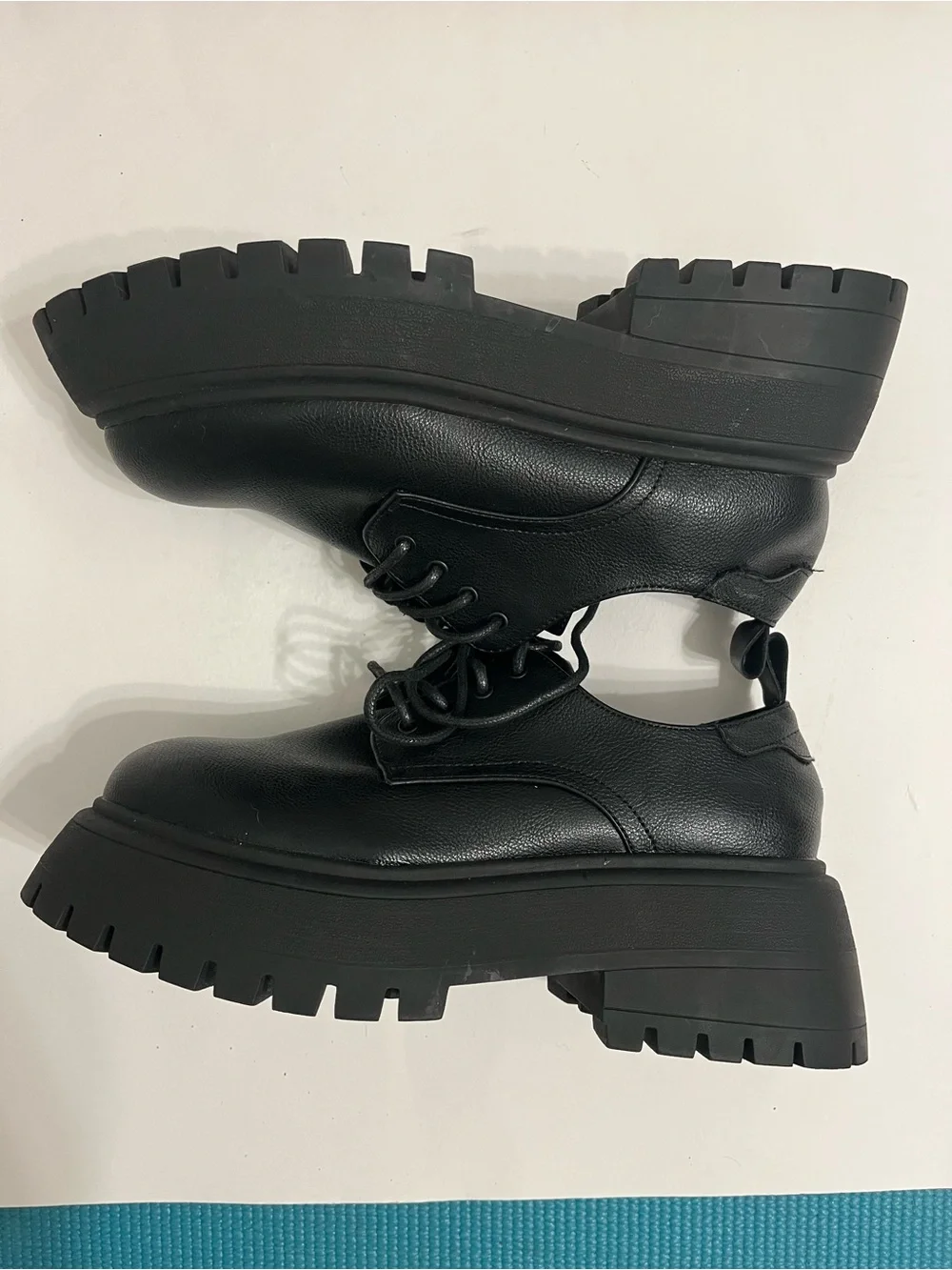 Women's Black Platform Lace-Up Shoes